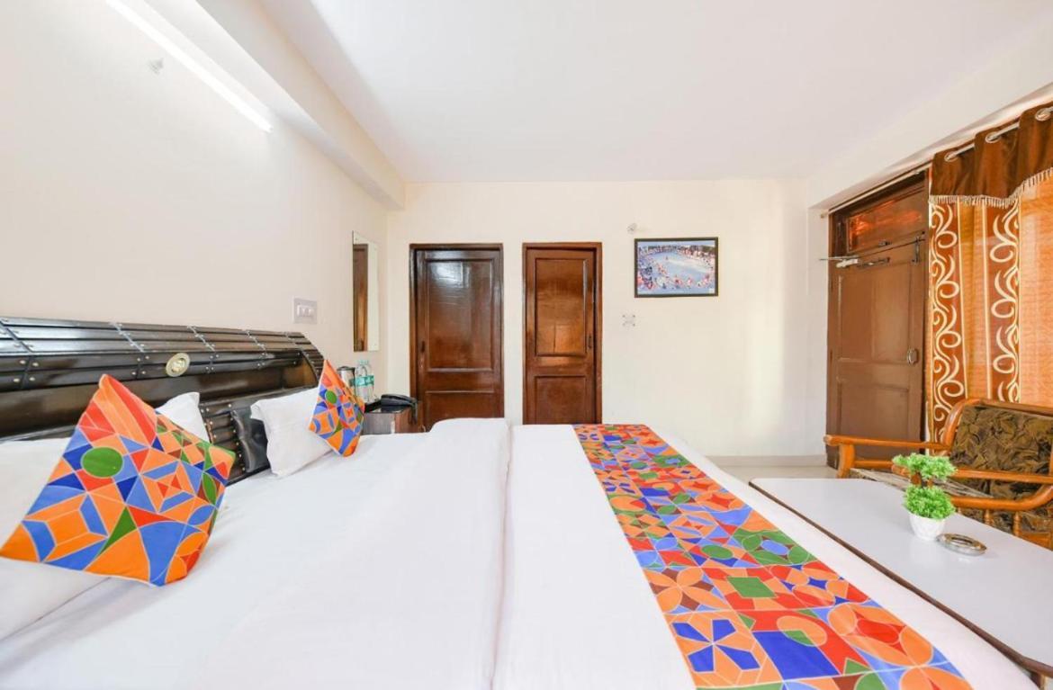 Tājganj Hotel Gt International מראה חיצוני תמונה